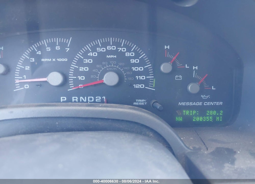2004 FORD EXPEDITION NBX/XLT VIN: 1FMPU16L84LA62367