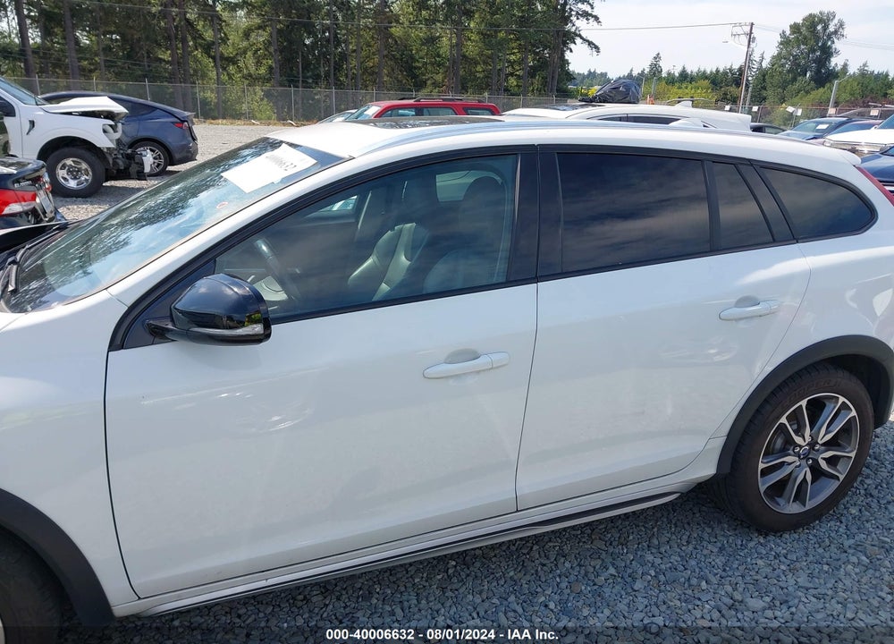 2016 VOLVO V60 CROSS COUNTRY T5 VIN: YV4612HK6G1003284