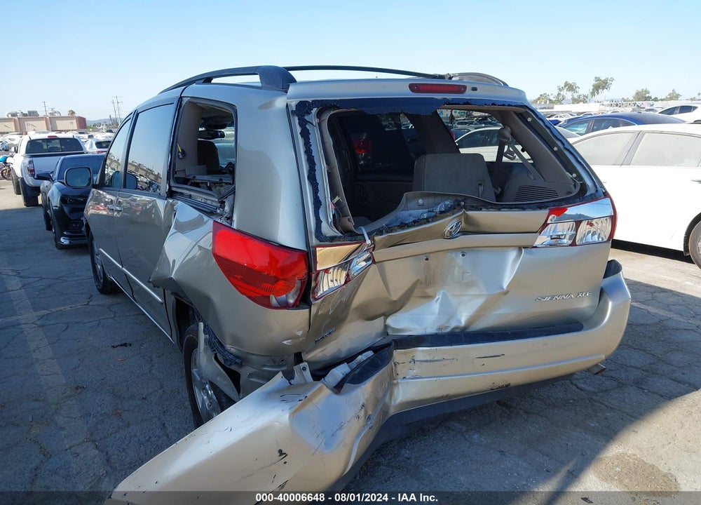2004 TOYOTA SIENNA XLE VIN: 5TDZA22C94S033914