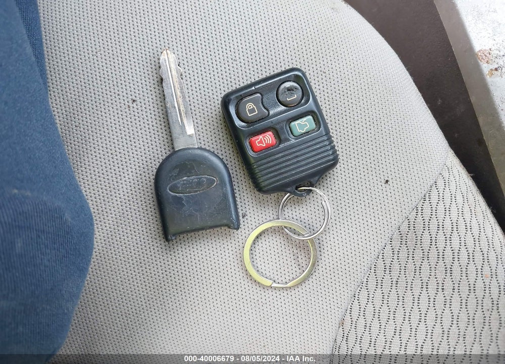 2010 FORD FOCUS S VIN: 1FAHP3EN2AW288905