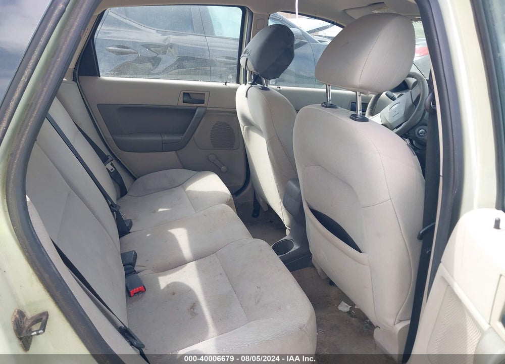 2010 FORD FOCUS S VIN: 1FAHP3EN2AW288905