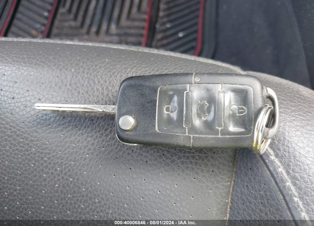 2005 VOLKSWAGEN JETTA 2.5 VIN: 3VWSF71K65M637850