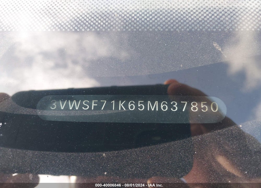 2005 VOLKSWAGEN JETTA 2.5 VIN: 3VWSF71K65M637850
