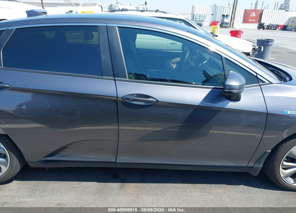 2018 HONDA CLARITY PLUG-IN HYBRID VIN: JHMZC5F1XJC023179