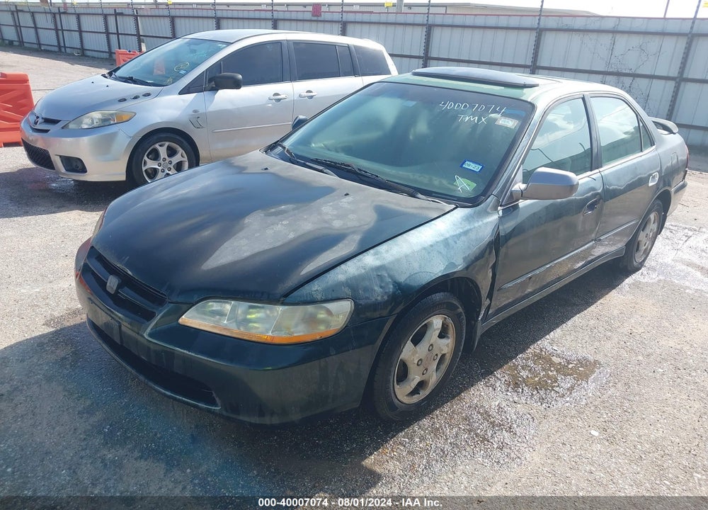 2000 HONDA ACCORD 2.3 EX VIN: 1HGCG5652YA117353
