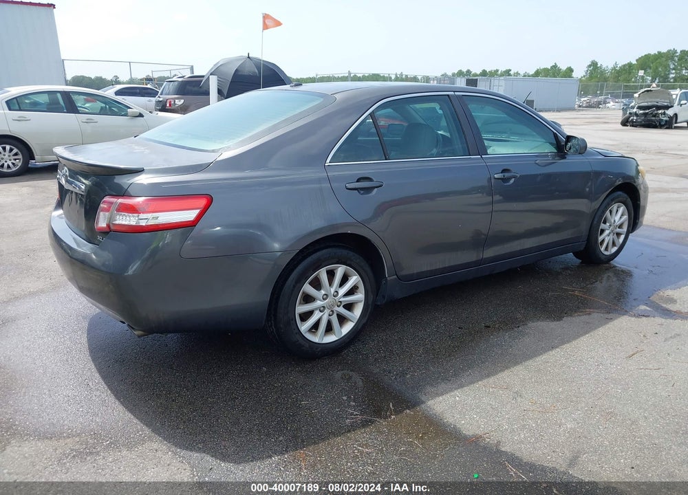 2011 TOYOTA CAMRY XLE VIN: 4T4BF3EK8BR212757