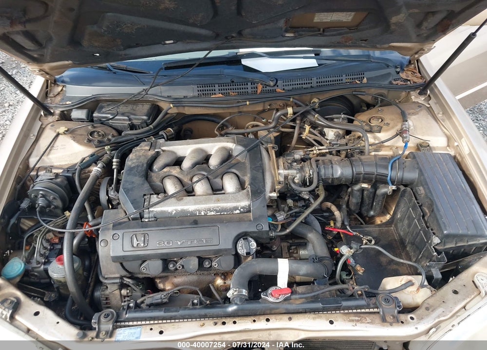 2000 HONDA ACCORD 3.0 EX VIN: 1HGCG1658YA084268
