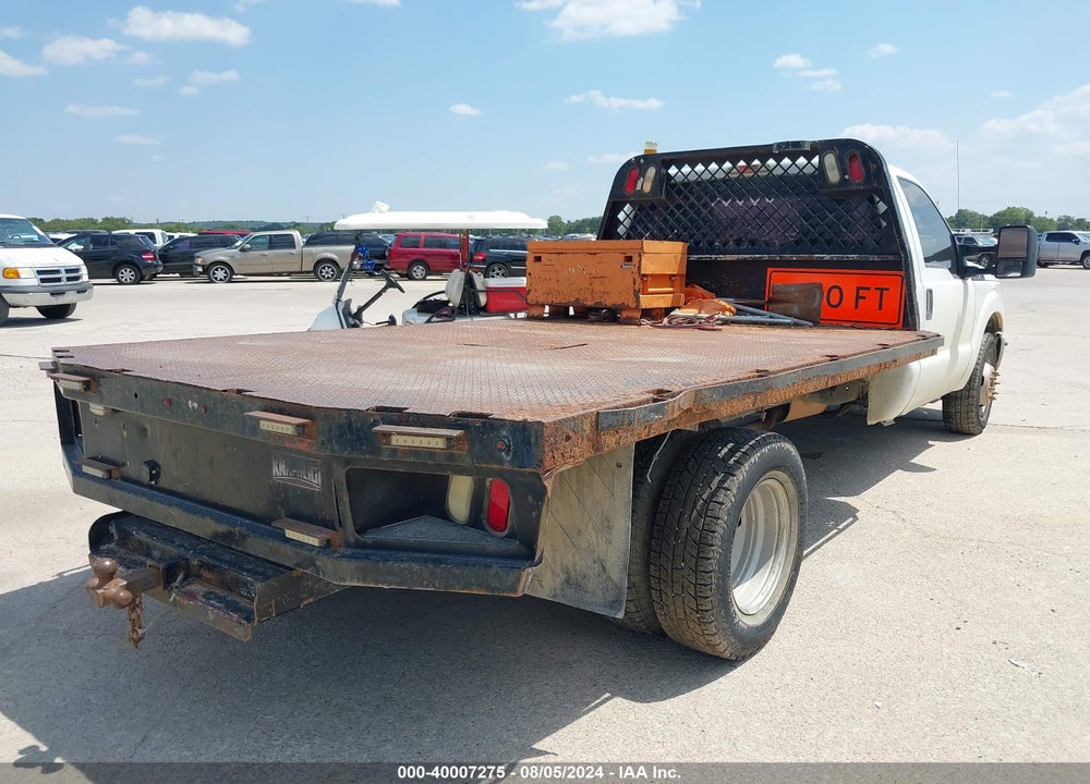 2013 FORD F-350 CHASSIS XL VIN: 1FDRF3G68DEA17487