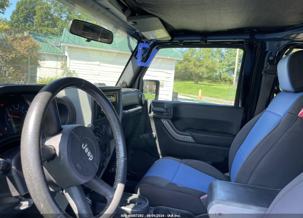 2009 JEEP WRANGLER X VIN: 1J4FA24109L712813