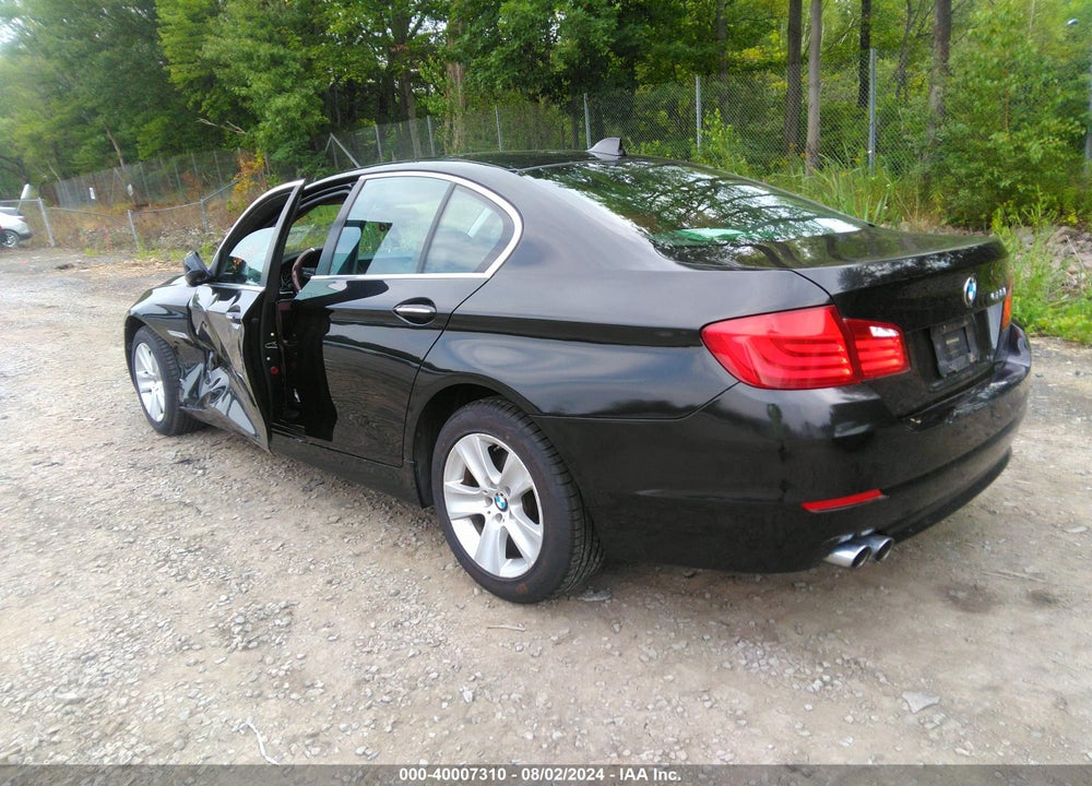 2011 BMW 528I VIN: WBAFR1C58BC741993