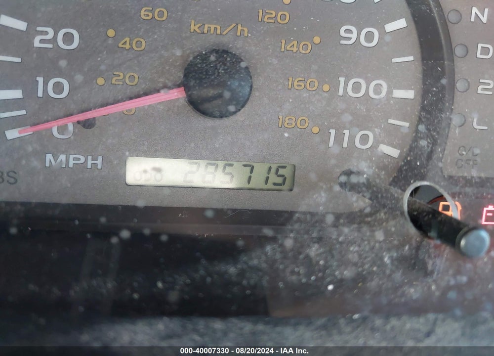 2002 TOYOTA SEQUOIA SR5 VIN: 5TDZT34A62S088474