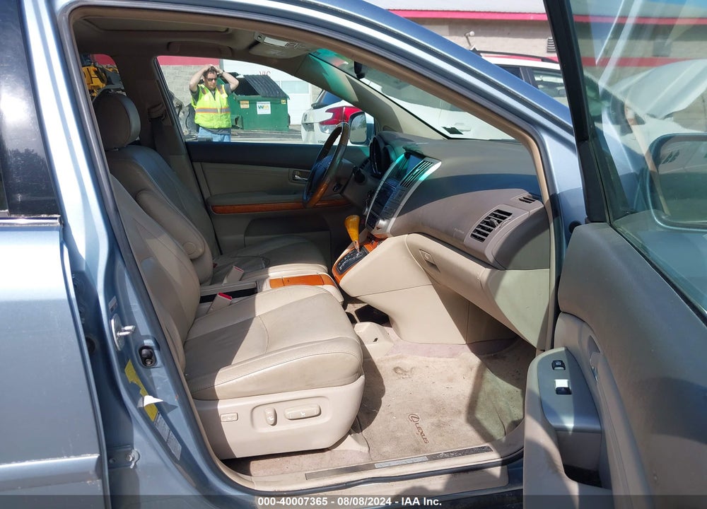 2007 LEXUS RX 350 VIN: 2T2HK31U67C014755
