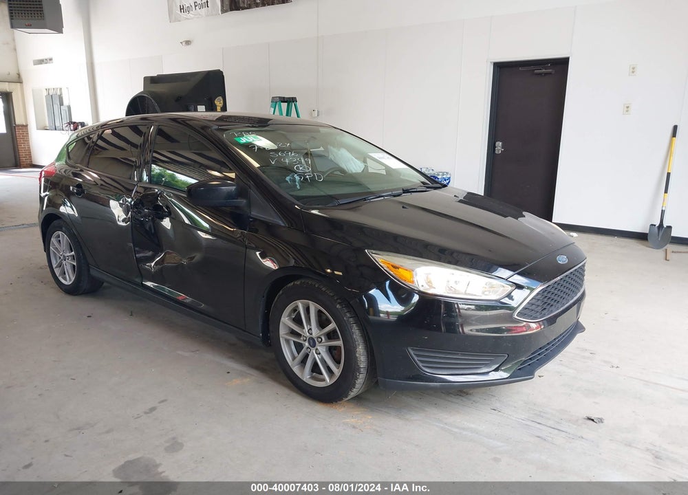 2018 FORD FOCUS SE VIN: 1FADP3K2XJL214349