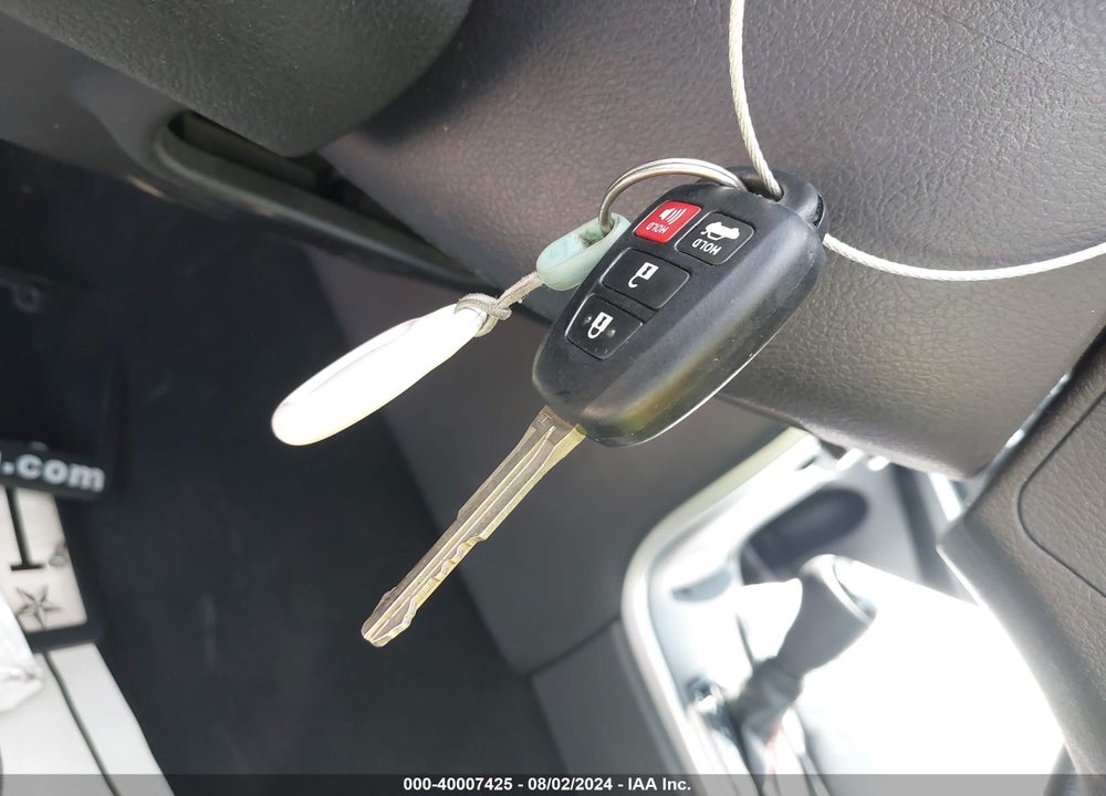 2016 TOYOTA CAMRY SE VIN: 4T1BF1FK3GU597021
