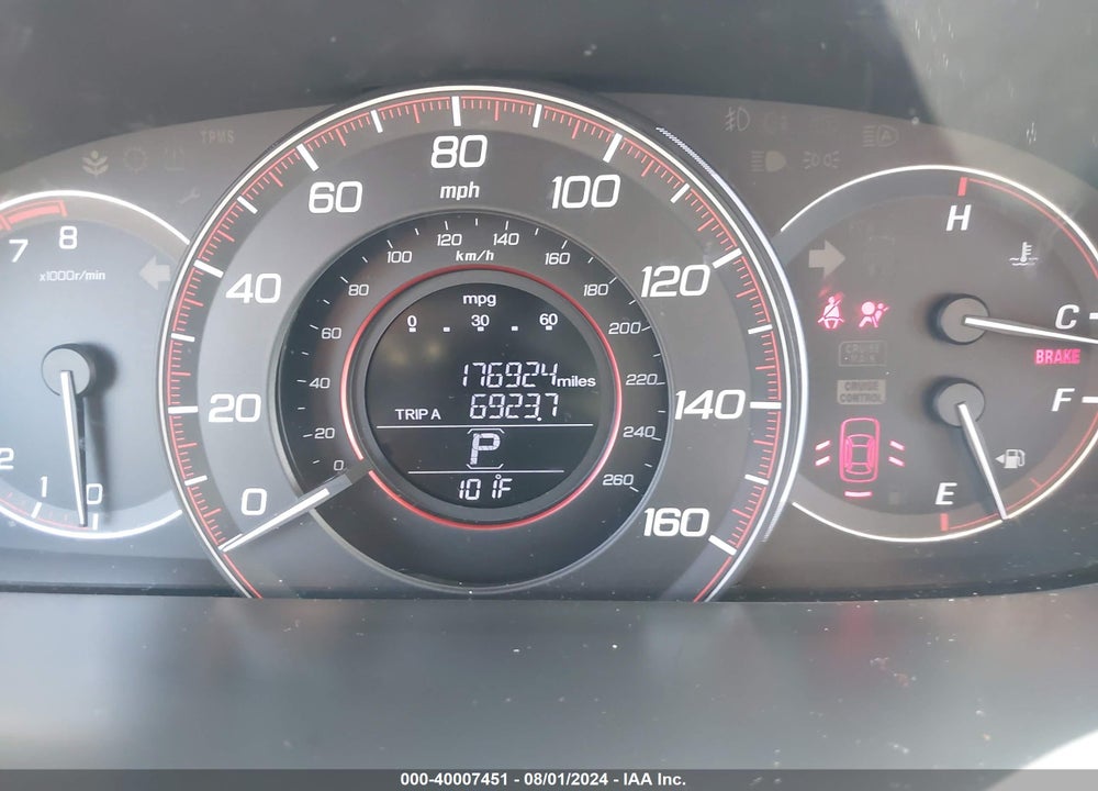 2015 HONDA ACCORD SPORT VIN: 1HGCR2F54FA044928