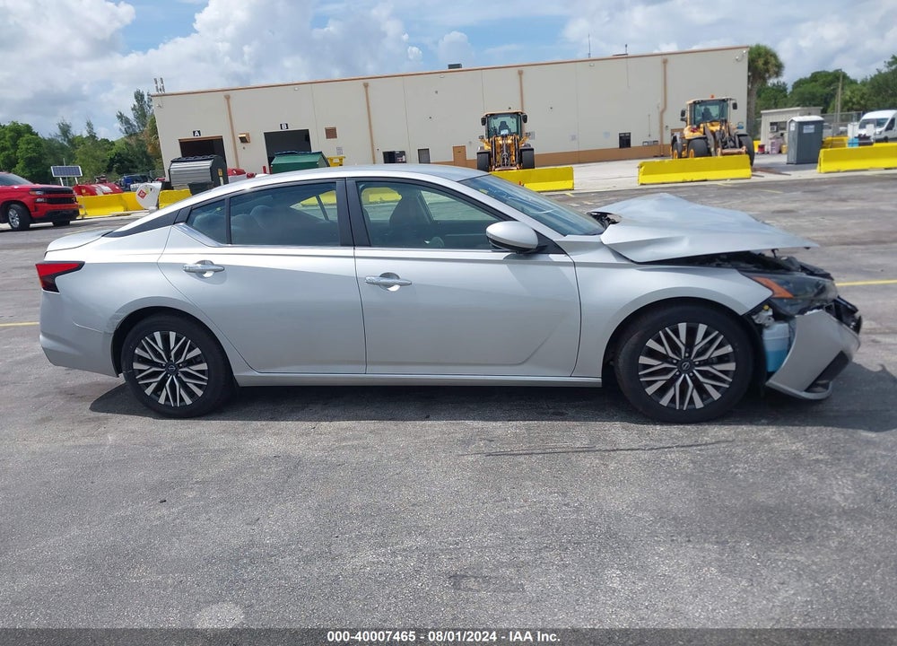 2023 NISSAN ALTIMA SV FWD VIN: 1N4BL4DV1PN308648