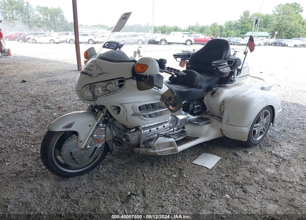 2005 HONDA GL1800 VIN: 1HFSC47065A401198