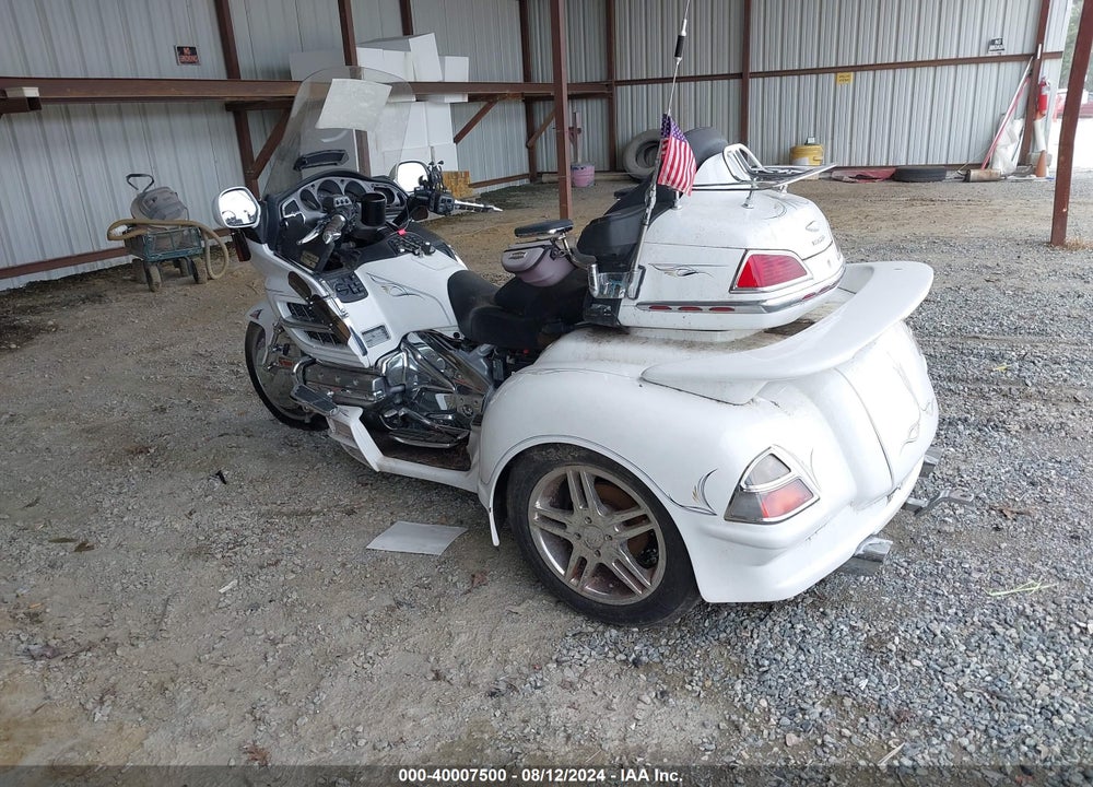 2005 HONDA GL1800 VIN: 1HFSC47065A401198