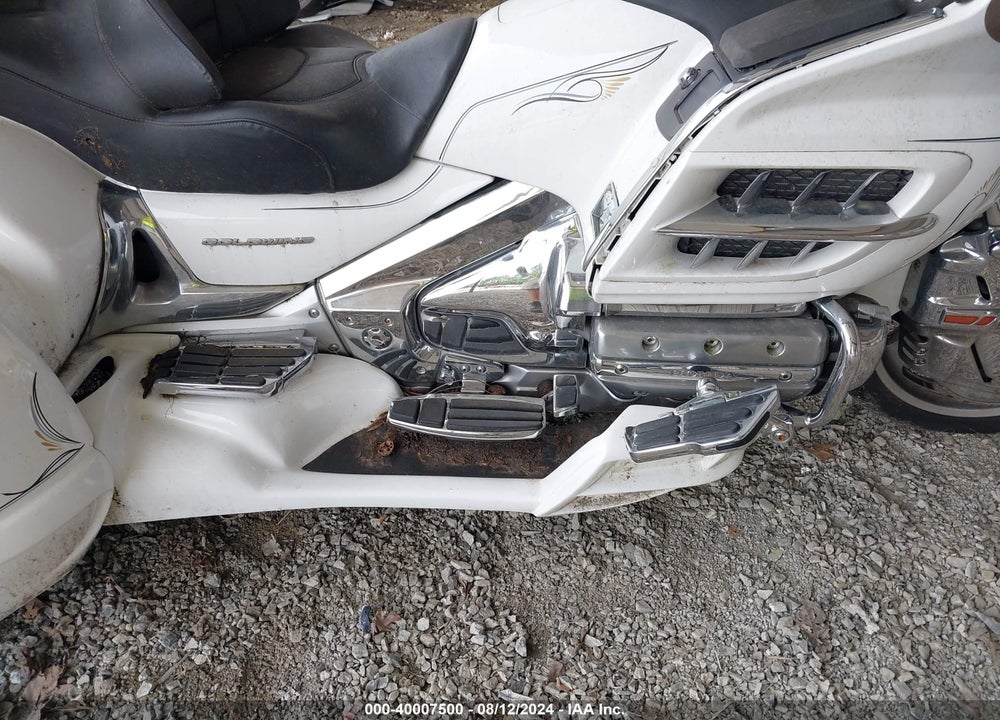2005 HONDA GL1800 VIN: 1HFSC47065A401198