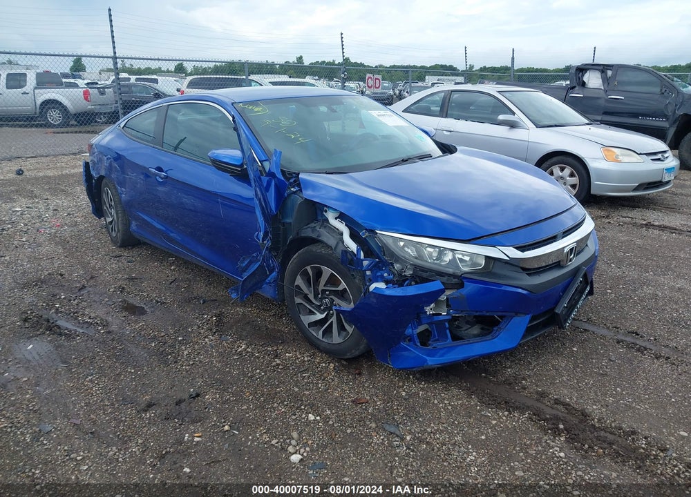2018 HONDA CIVIC LX VIN: 2HGFC4B57JH302577