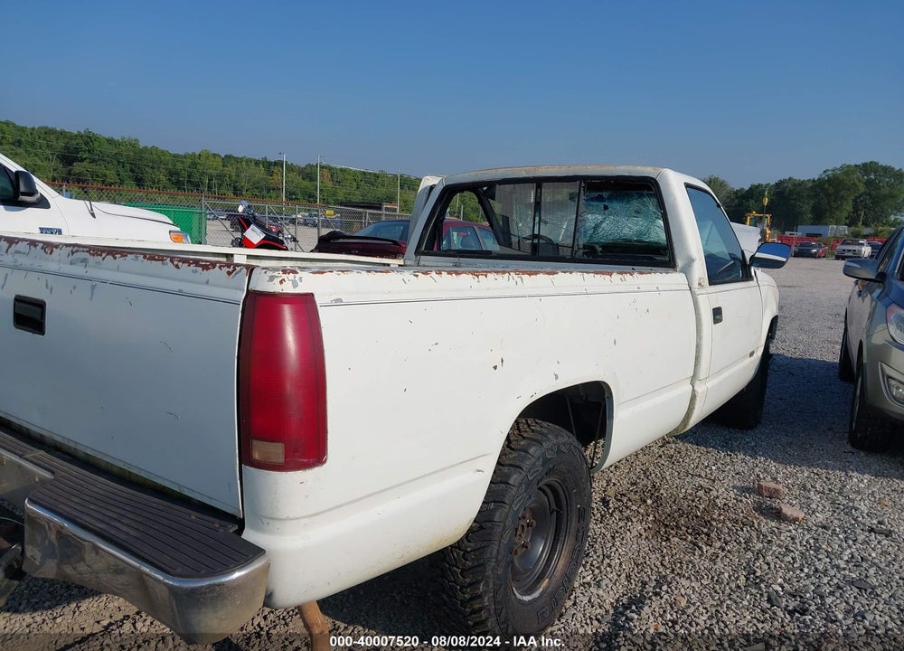 1989 CHEVROLET GMT-400 C1500 VIN: 1GCDC14Z8KE109240