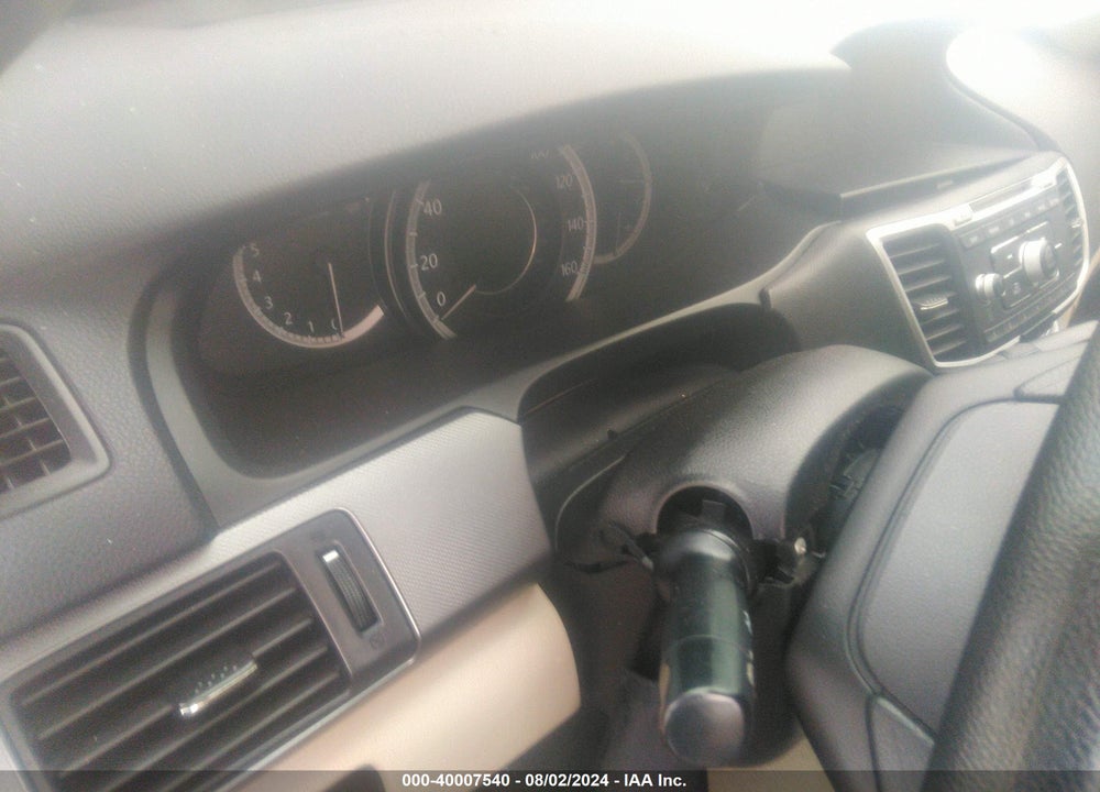 2013 HONDA ACCORD LX VIN: 1HGCR2F33DA239267