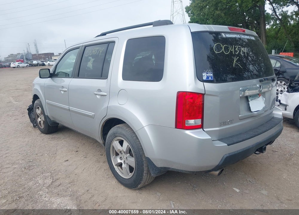 2011 HONDA PILOT EX-L VIN: 5FNYF4H58BB004374