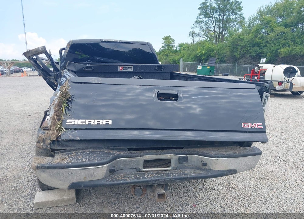 2005 GMC SIERRA 2500HD SLE/SLT/WORK TRUCK VIN: 1GTHK29U45E175702