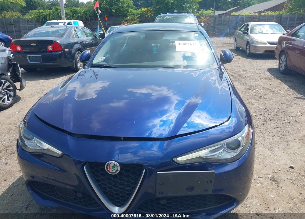 2018 ALFA ROMEO GIULIA AWD VIN: ZARFAEDN8J7592661
