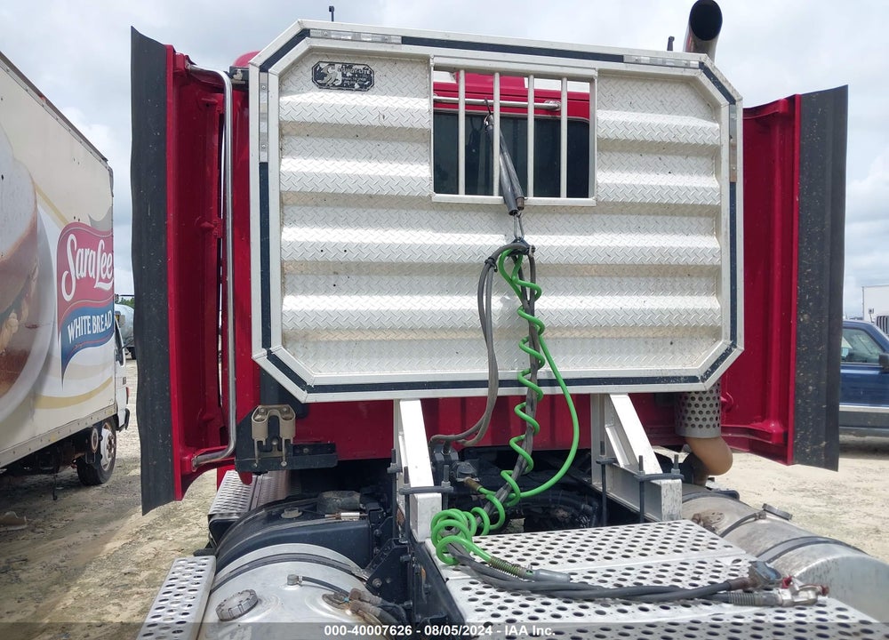 2015 KENWORTH T680 T680 VIN: 1XKYDP9X9FJ412943
