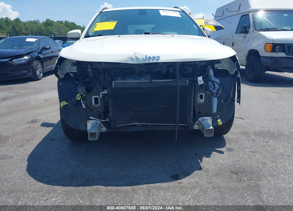2018 JEEP COMPASS SUN AND WHEEL FWD VIN: 3C4NJCBB7JT468458