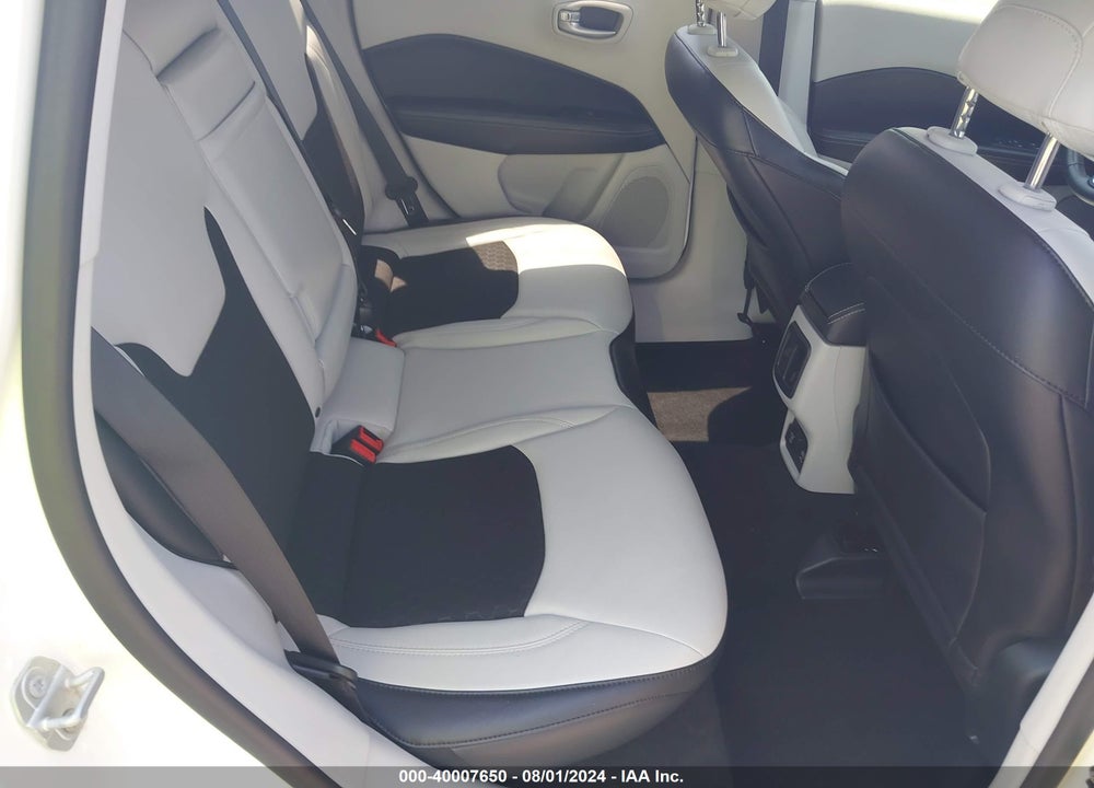 2018 JEEP COMPASS SUN AND WHEEL FWD VIN: 3C4NJCBB7JT468458