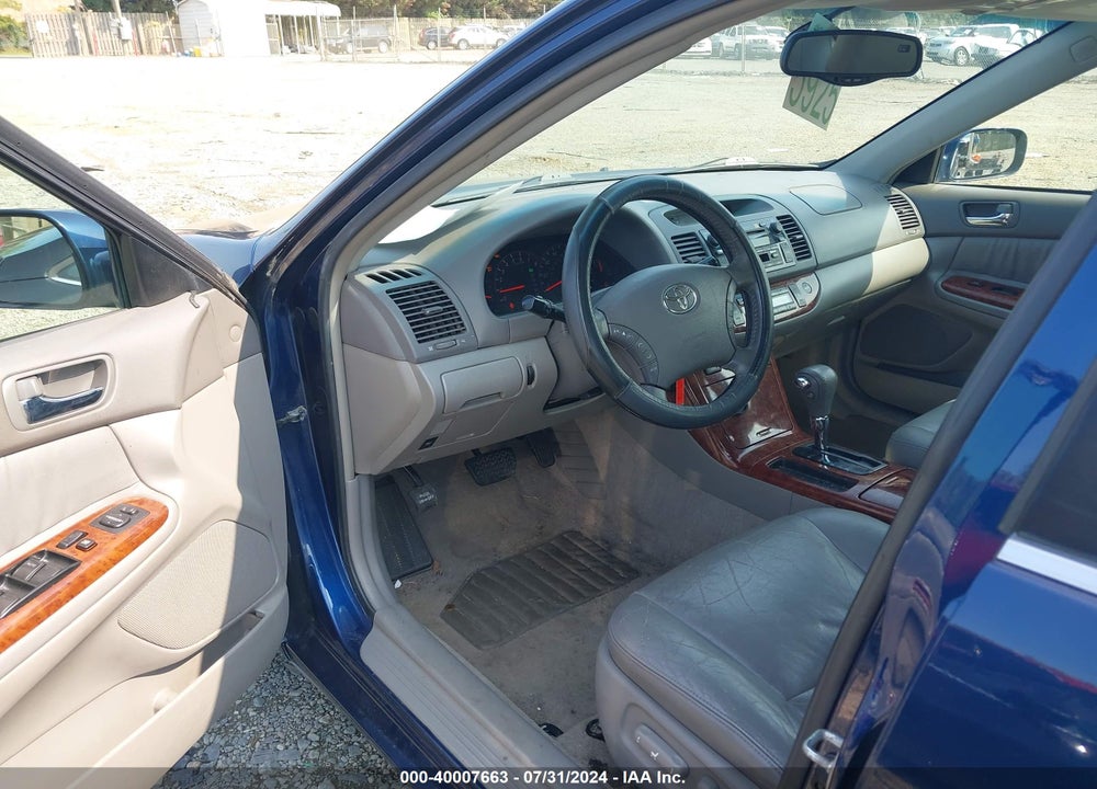 2005 TOYOTA CAMRY XLE V6 VIN: 4T1BF30K95U104816