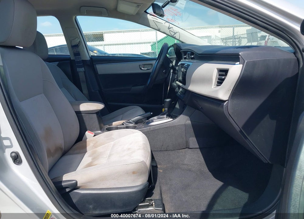 2015 TOYOTA COROLLA LE VIN: 5YFBURHE5FP251614