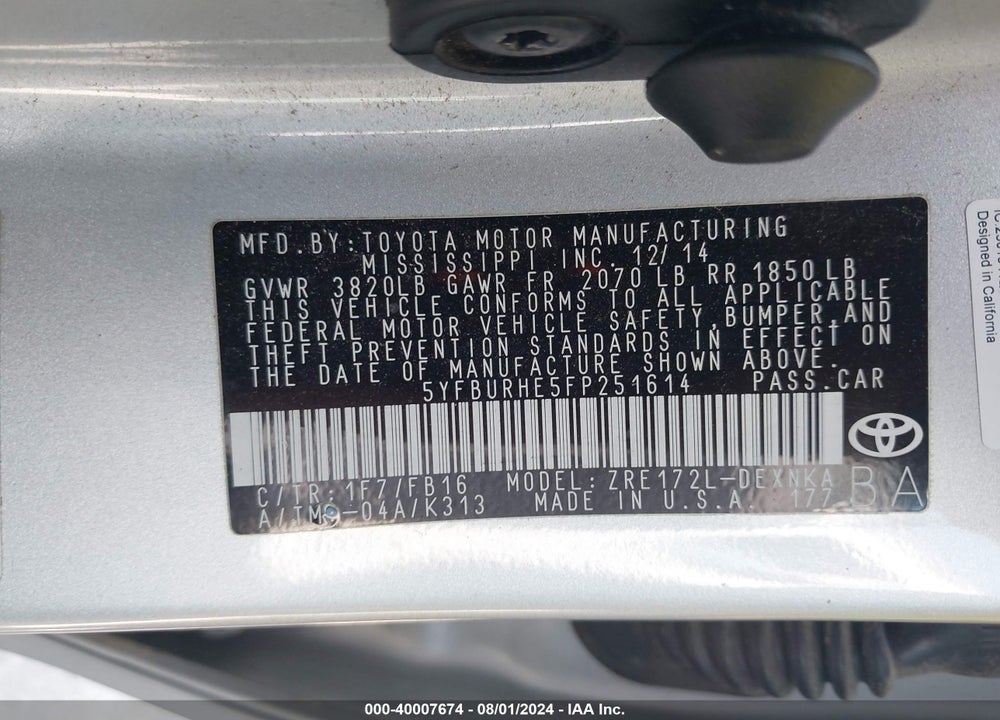 2015 TOYOTA COROLLA LE VIN: 5YFBURHE5FP251614
