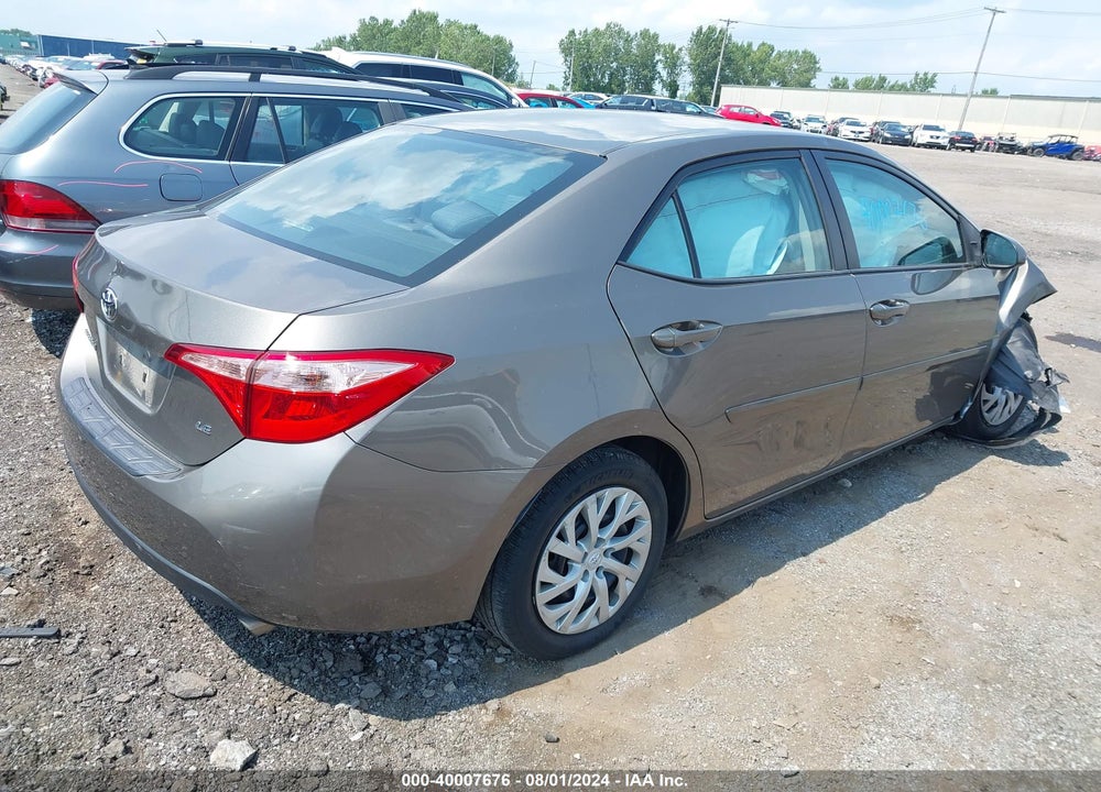 2018 TOYOTA COROLLA LE VIN: 2T1BURHE1JC103405