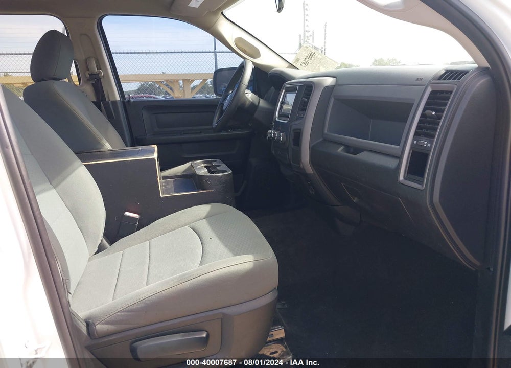 2017 RAM 1500 EXPRESS 4X2 5'7 BOX VIN: 1C6RR6KT1HS836138