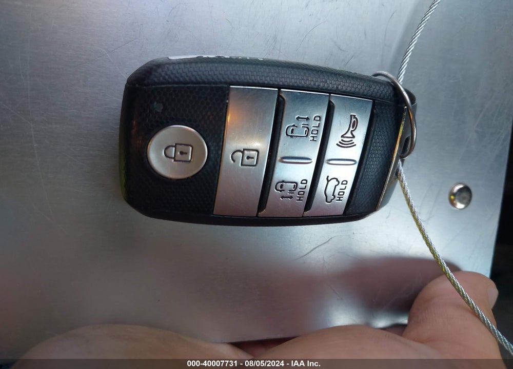 2016 KIA SEDONA EX VIN: KNDMC5C12G6147728