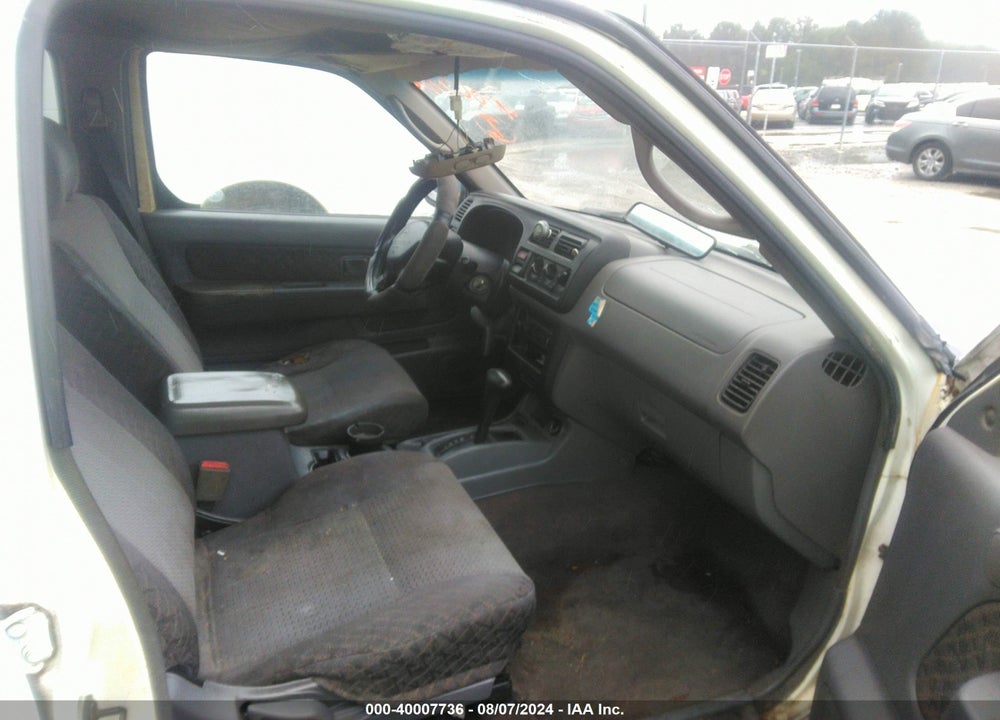 2000 NISSAN XTERRA SE/XE VIN: 5N1ED28T2YC576926