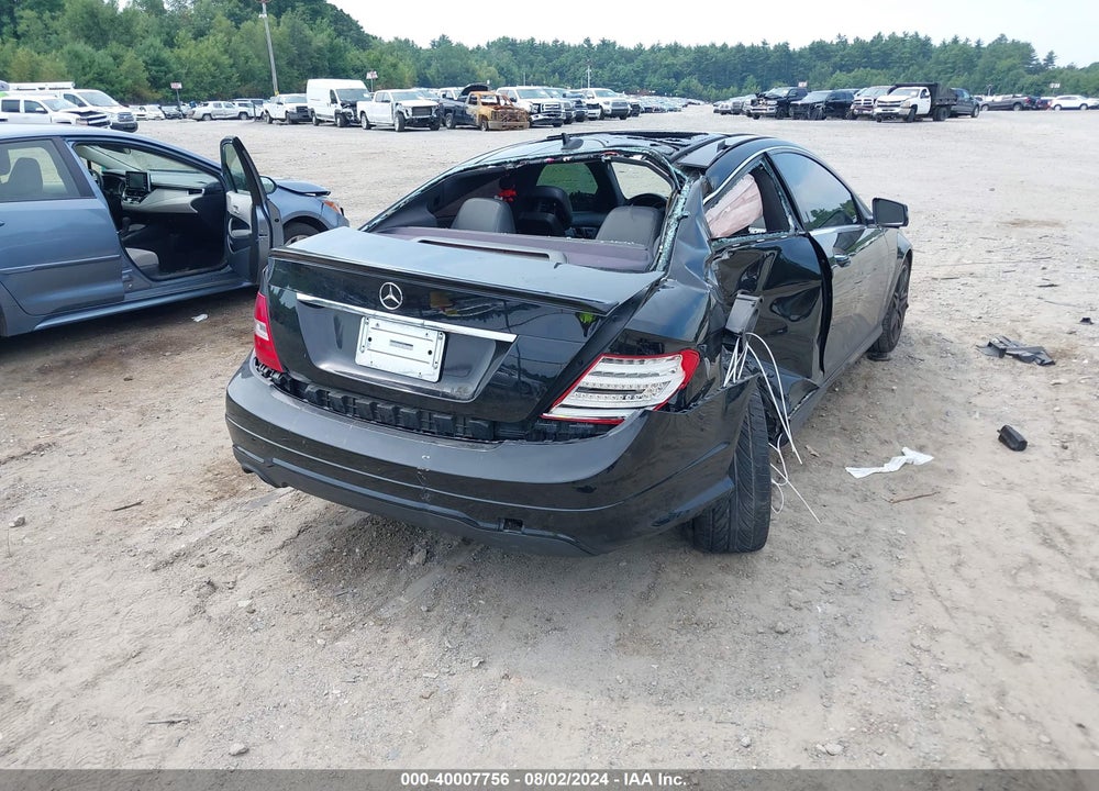 2013 MERCEDES-BENZ C 250 VIN: WDDGJ4HB2DF928927