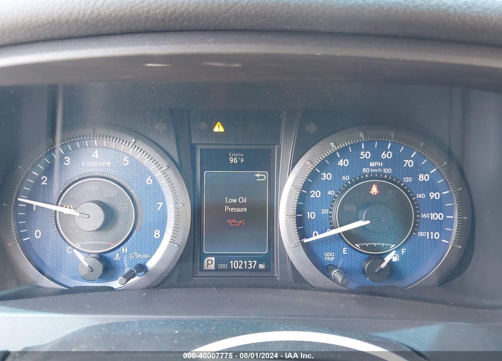 2015 TOYOTA SIENNA XLE 8 PASSENGER VIN: 5TDYK3DC8FS616330