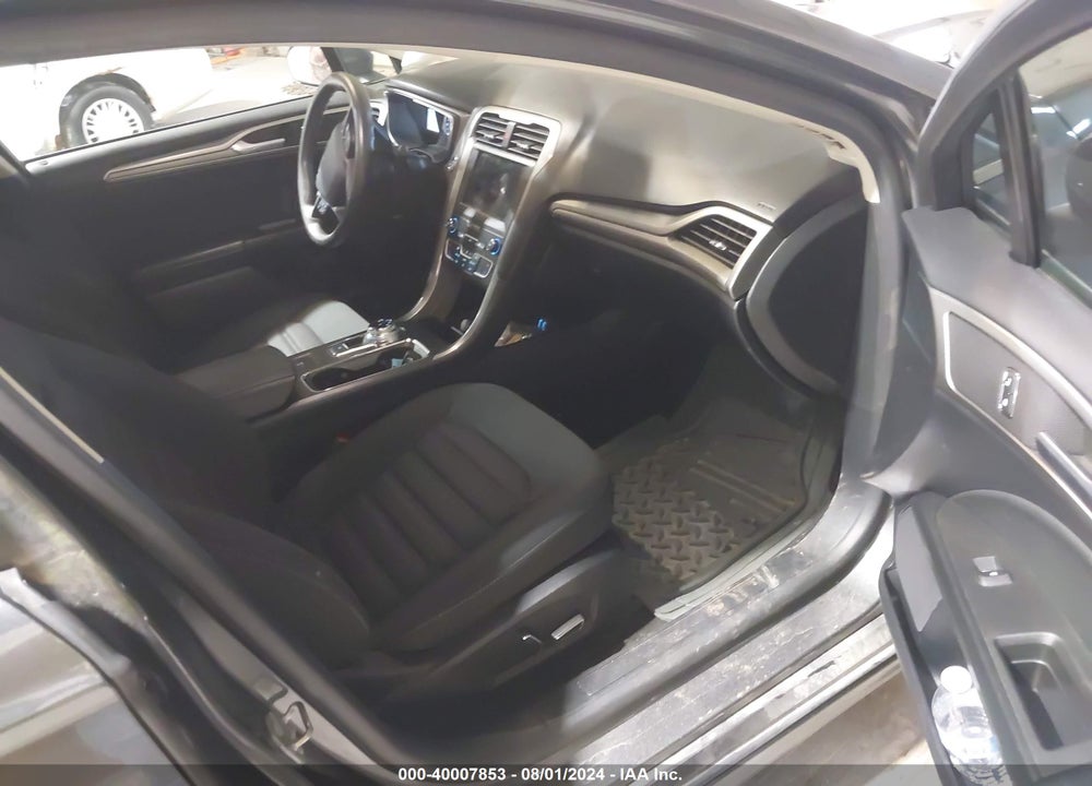 2019 FORD FUSION SE VIN: 3FA6P0H77KR123312