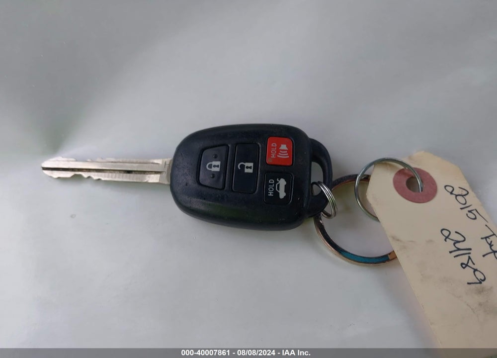 2015 TOYOTA CAMRY SE VIN: 4T1BF1FK3FU962201