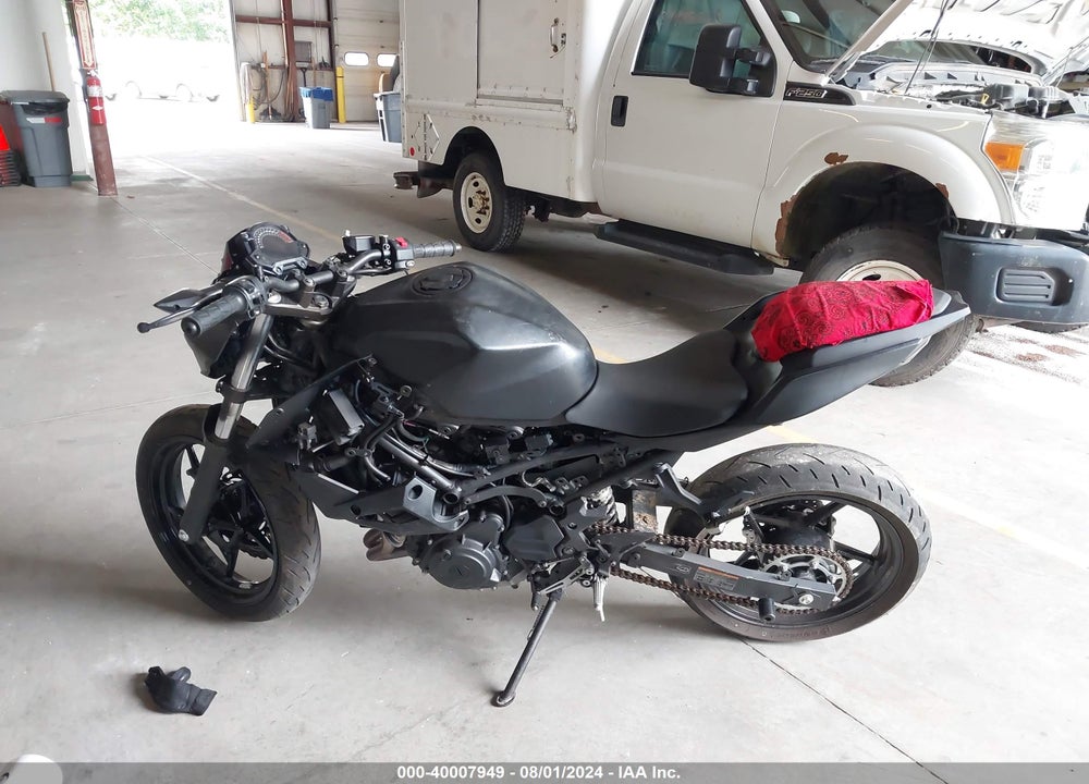 2023 KAWASAKI ER400 D VIN: JKAERKD12PDAJ9370