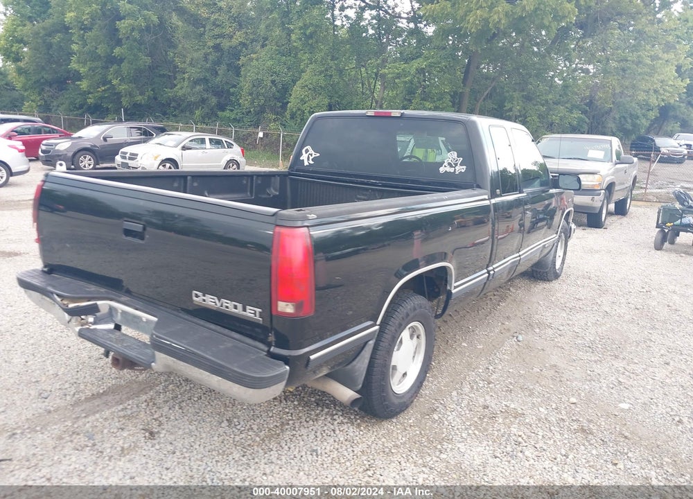 1998 CHEVROLET C1500 VIN: 2GCEC19R0W1235628