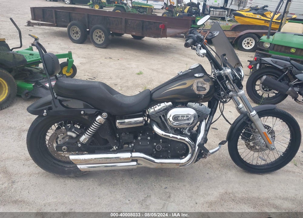 2016 HARLEY-DAVIDSON FXDWG DYNA WIDE GLIDE VIN: 1HD1GPM17GC318927
