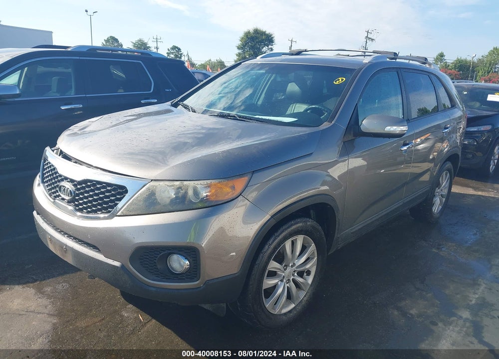 2011 KIA SORENTO EX VIN: 5XYKU3A10BG009638