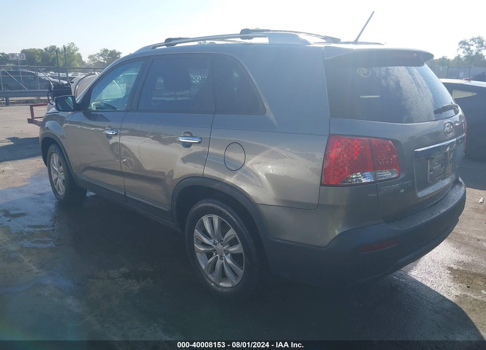 2011 KIA SORENTO EX VIN: 5XYKU3A10BG009638