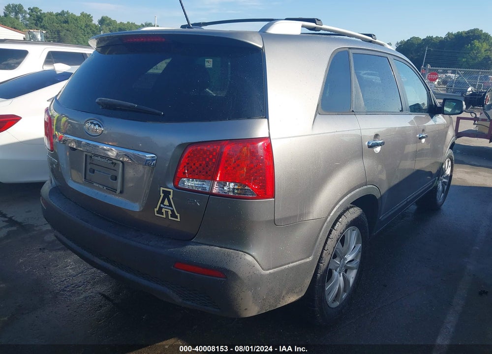 2011 KIA SORENTO EX VIN: 5XYKU3A10BG009638