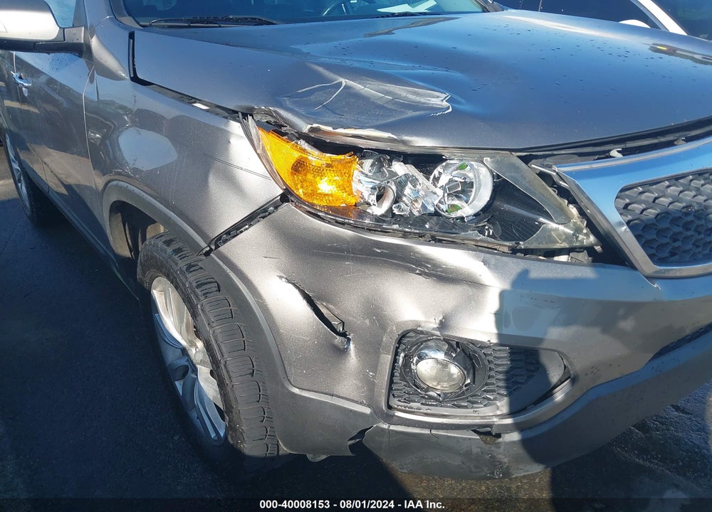 2011 KIA SORENTO EX VIN: 5XYKU3A10BG009638